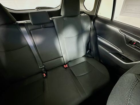 Used 2023 Toyota RAV4 LE AWD/4WD image 14