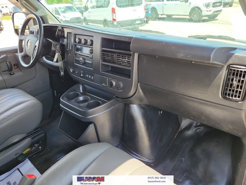 Used 2020 Chevrolet Express 2500 w/ Communications Package RWD image 11
