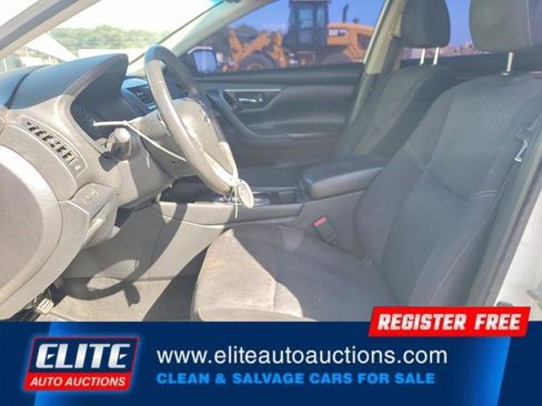 Used 2017 Nissan Altima 2.5 SV image 13