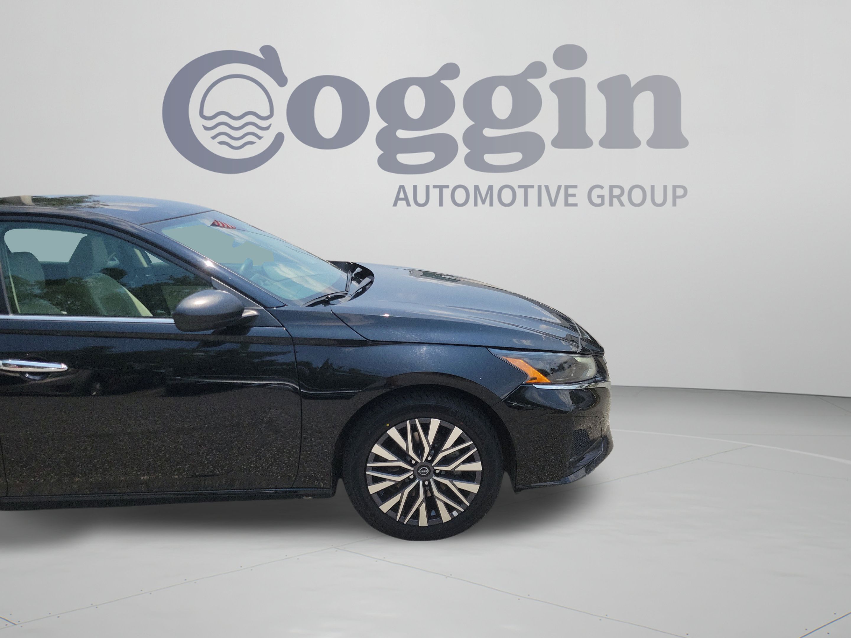 Certified 2025 Nissan Altima 2.5 SV FWD image 32