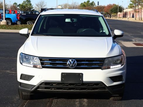 Used 2021 Volkswagen Tiguan S image 23
