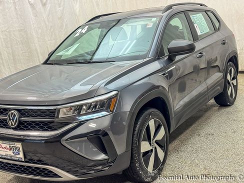 Used 2024 Volkswagen Taos S image 4