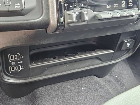 New 2026 RAM 2500 Tradesman AWD/4WD image 27