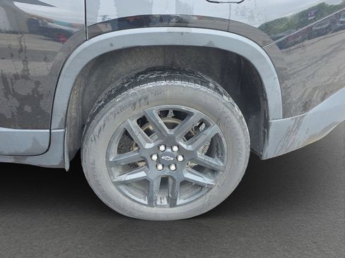 Used 2020 Chevrolet Traverse LS FWD image 5