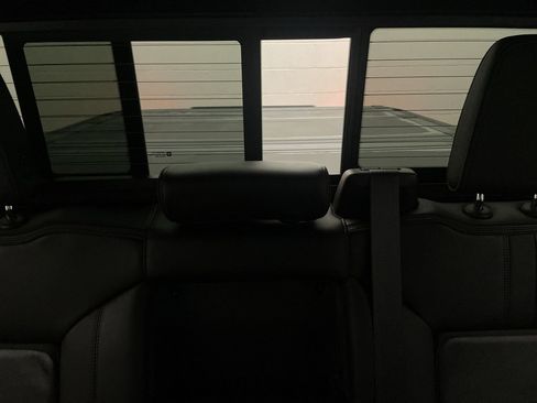 Used 2021 Chevrolet Silverado 1500 High Country w/ Technology Package image 30