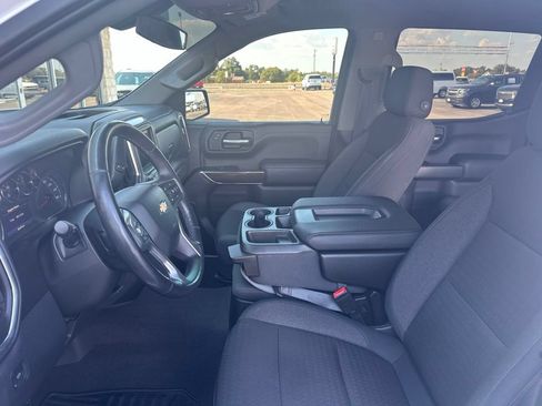 Used 2019 Chevrolet Silverado 1500 LT w/ Texas Edition RWD image 6
