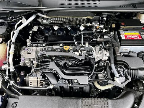 Used 2020 Toyota Corolla SE FWD image 32