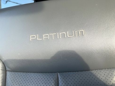 Used 2012 Ford F150 Platinum image 21