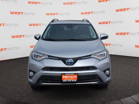 Used 2017 Toyota RAV4 Limited w/ Advanced Technology Package AWD/4WD image 8
