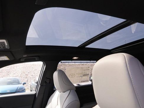 New 2026 Toyota Grand Highlander AWD Hybrid image 9