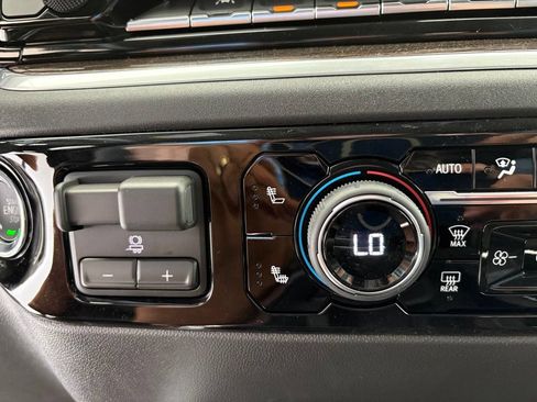 New 2026 Chevrolet Silverado 1500 LT Trail Boss w/ LT Trail Boss Premium Package AWD/4WD image 12