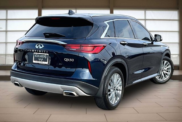 Used 2024 INFINITI QX50 Luxe FWD image 2