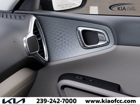 New 2025 Kia Soul LX image 25