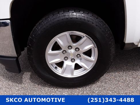 Used 2016 Chevrolet Silverado 1500 LT w/ Trailering Package image 9