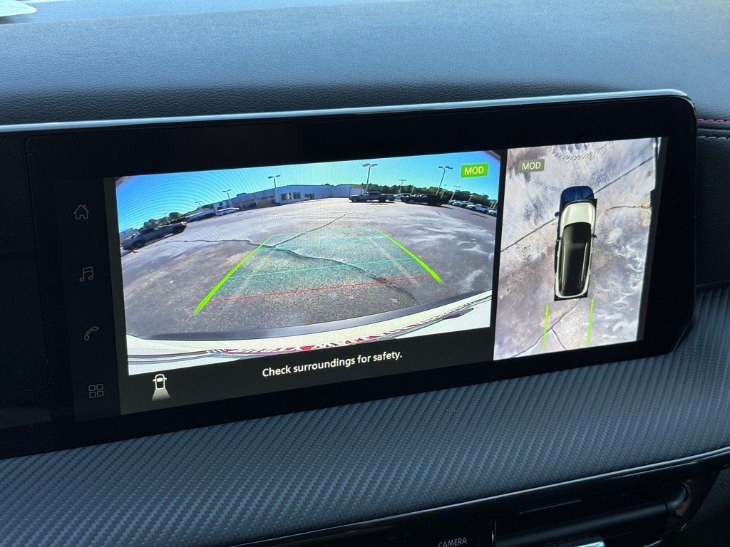 New 2027 Nissan Kicks SR FWD image 16