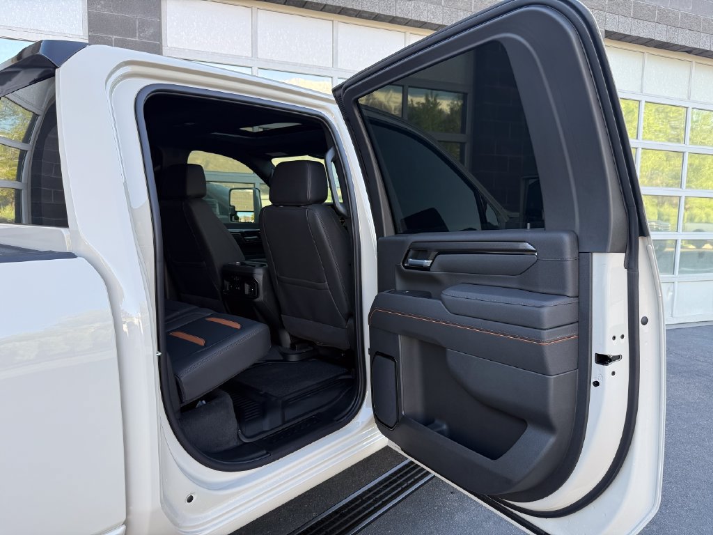Used 2026 GMC Sierra 2500 AT4 w/ AT4 Premium Plus Package AWD/4WD image 39