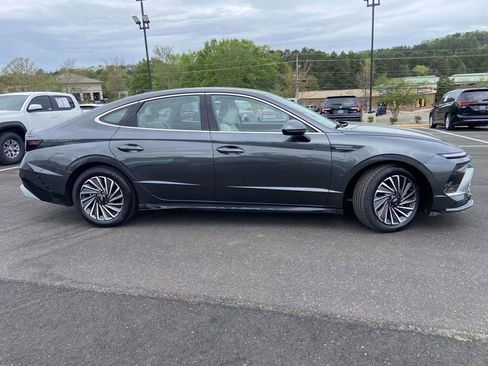 Certified 2024 Hyundai Sonata SEL image 2