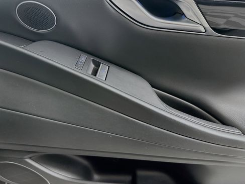 Used 2023 Genesis G80 2.5T image 22