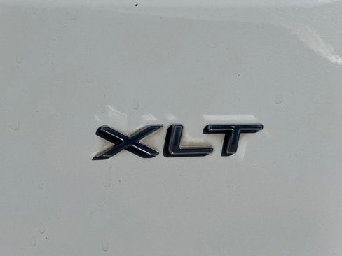 Used 2021 Ford Transit 350 XLT image 26