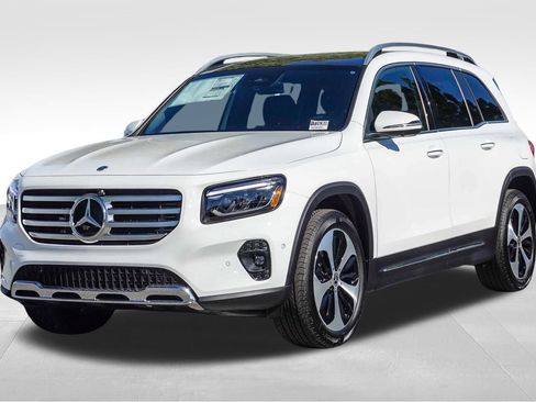 New 2026 Mercedes-Benz GLB 250 image 3
