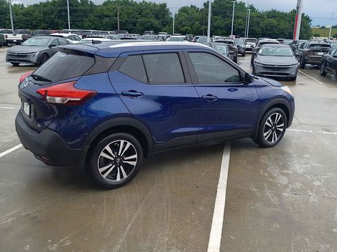 Used 2018 Nissan Kicks SV w/ Exterior Electronics Package FWD image 19