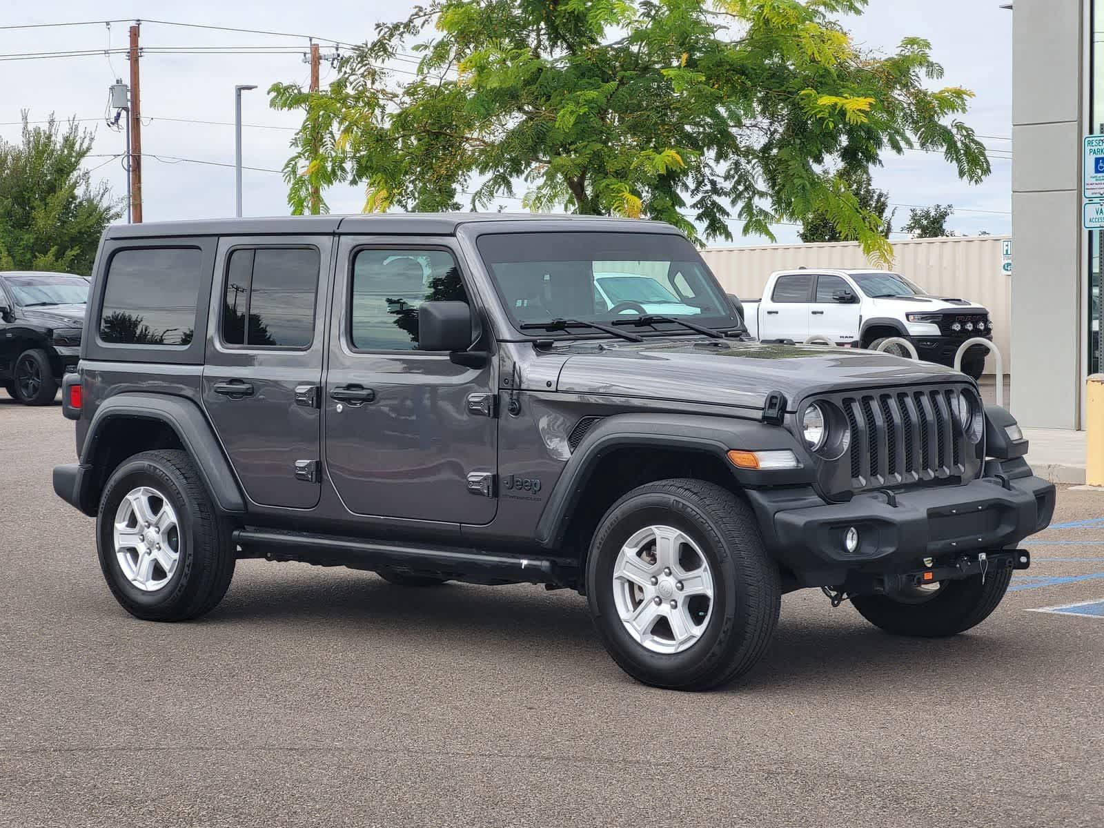 Used 2023 Jeep Wrangler Unlimited Sport AWD/4WD image 3