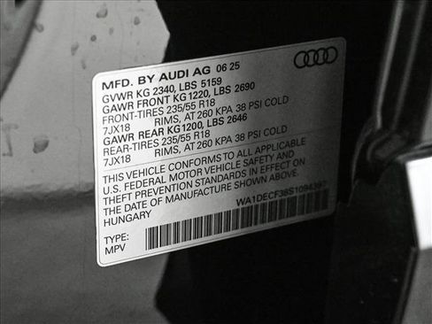 Certified 2025 Audi Q3 2.0T Premium w/ Convenience Package image 26