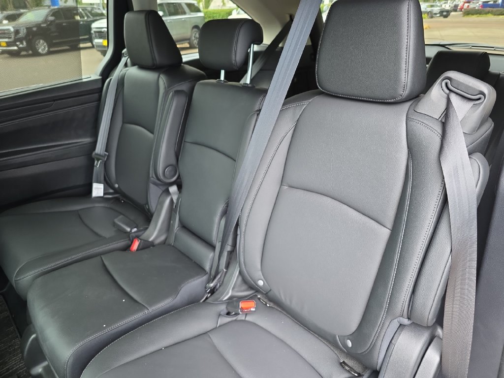 Certified 2026 Honda Odyssey EX-L image 17