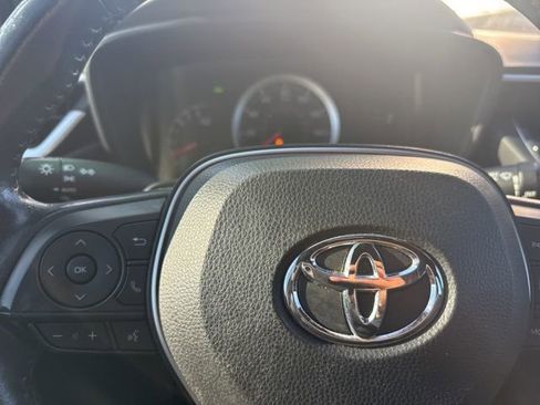 Used 2021 Toyota Corolla SE image 15