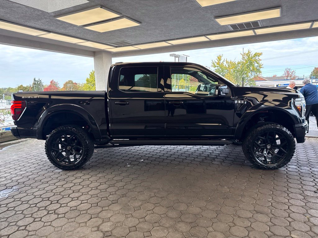 Used 2025 Ford F150 Lariat w/ Equipment Group 502A High AWD/4WD image 5