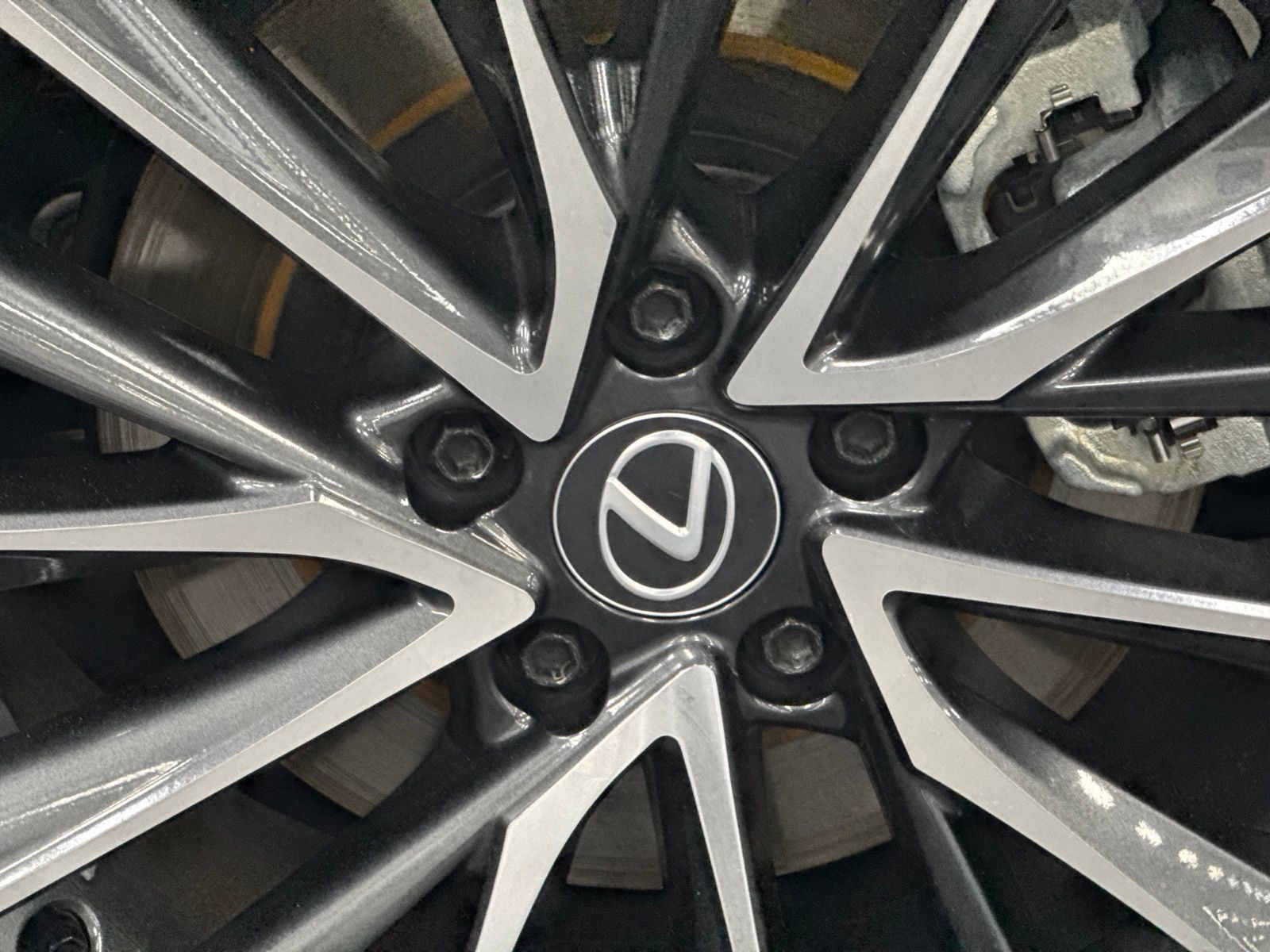 Used 2025 Lexus NX 250 FWD image 23