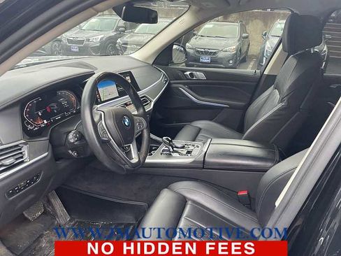Used 2022 BMW X7 xDrive40i image 2