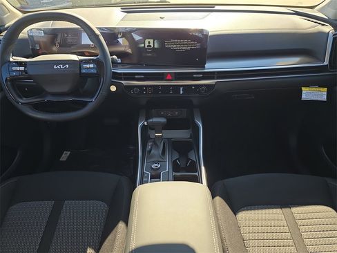 New 2026 Kia Sorento LX image 14