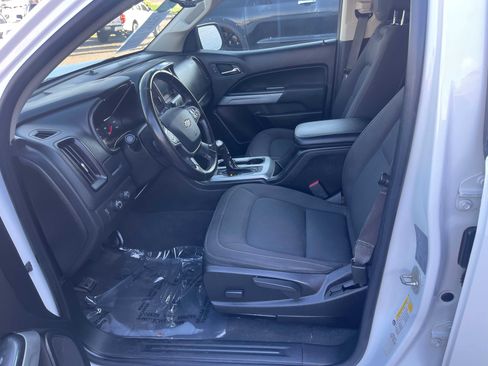 Used 2021 Chevrolet Colorado LT image 20
