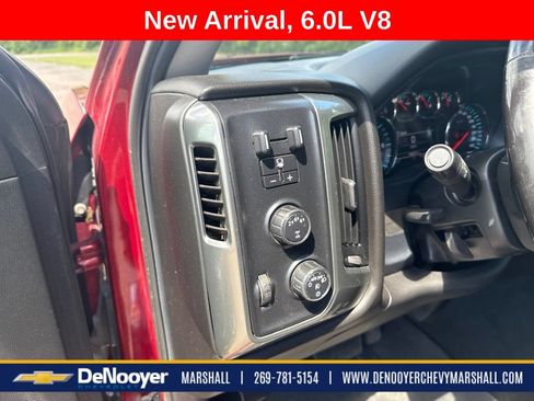 Used 2018 Chevrolet Silverado 2500 LT w/ All Star Edition AWD/4WD image 12