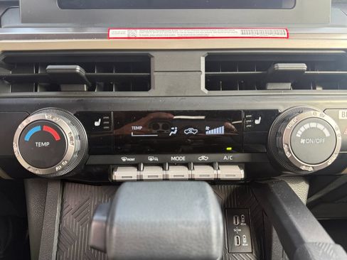 Used 2026 Toyota Tacoma SR5 AWD/4WD image 21