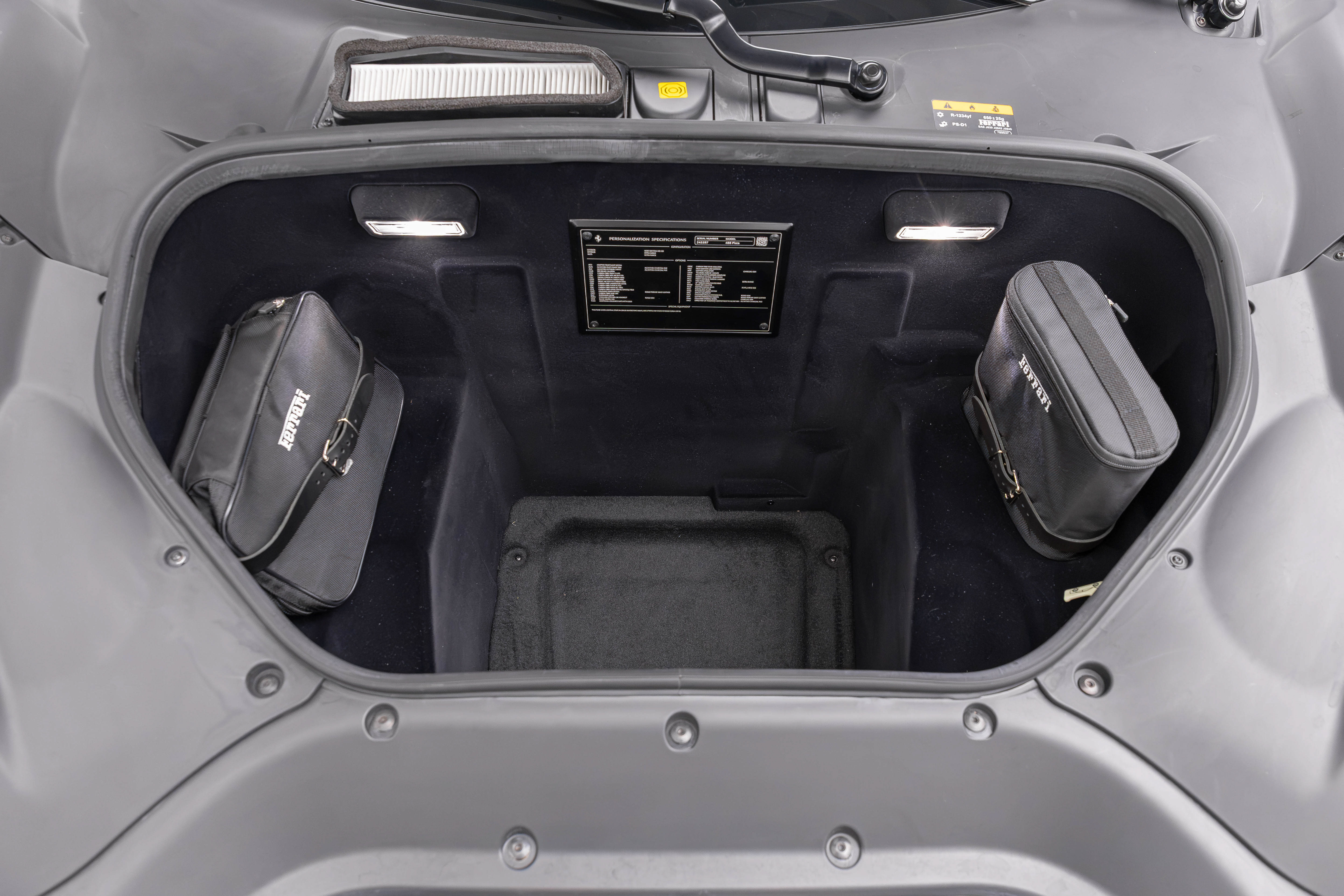 Used 2019 Ferrari 488 Pista Coupe RWD image 68