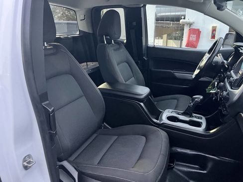 Used 2022 Chevrolet Colorado LT w/ Fleet Safety Package image 44