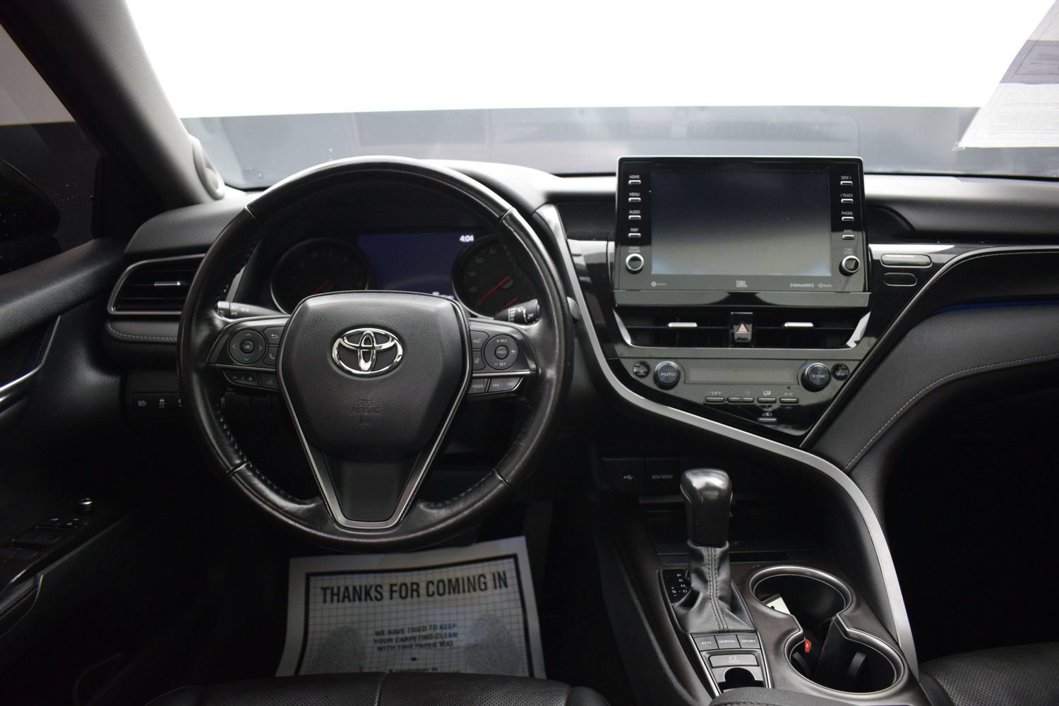 Used 2022 Toyota Camry XSE w/ Navigation Package FWD image 14