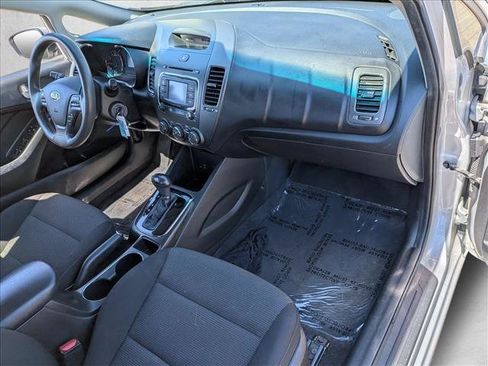 Used 2018 Kia Forte LX w/ LX Rear Camera Package FWD image 19