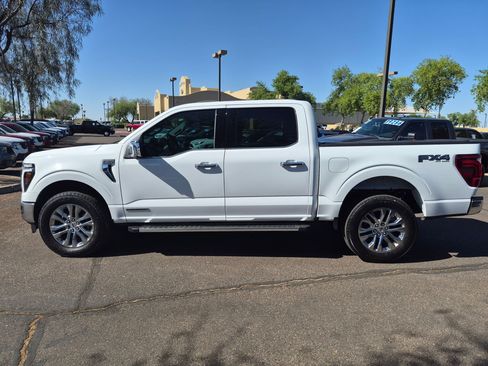 Used 2025 Ford F150 Lariat w/ Equipment Group 501A Mid AWD/4WD image 9