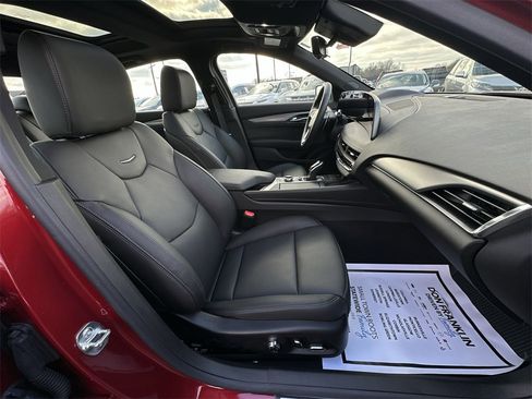 Used 2025 Cadillac CT5 Premium Luxury image 25