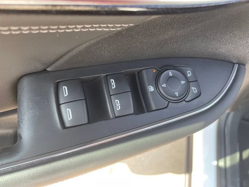 Used 2021 Buick Envision Preferred FWD image 22