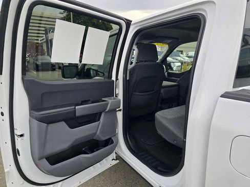 Used 2022 Ford F150 XLT w/ Trailer Tow Package image 17