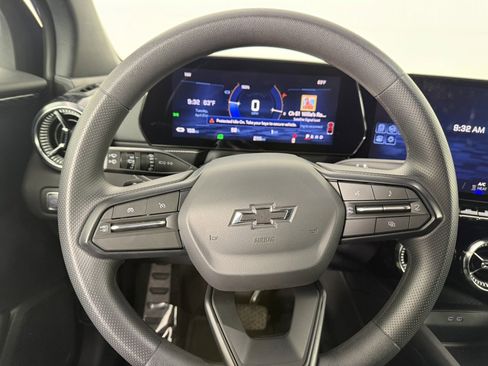 Used 2025 Chevrolet Blazer EV AWD Police image 21