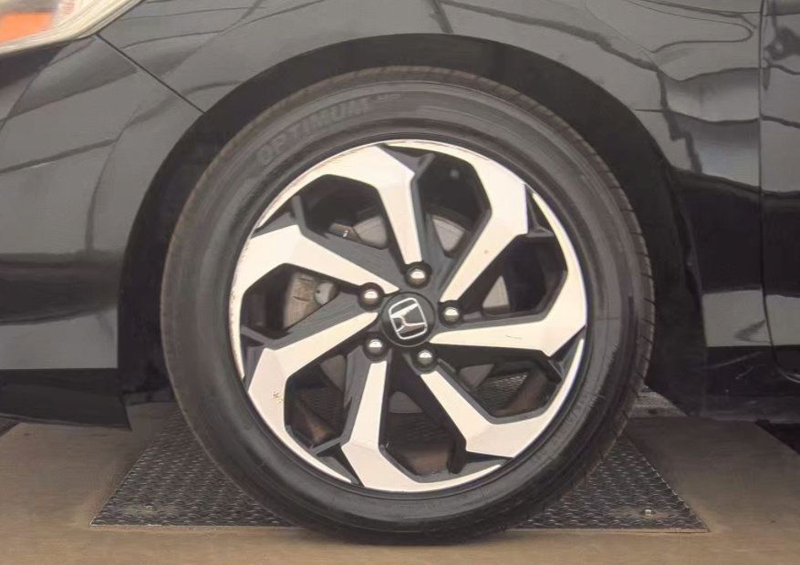 Used 2017 Honda Accord LX-S image 11