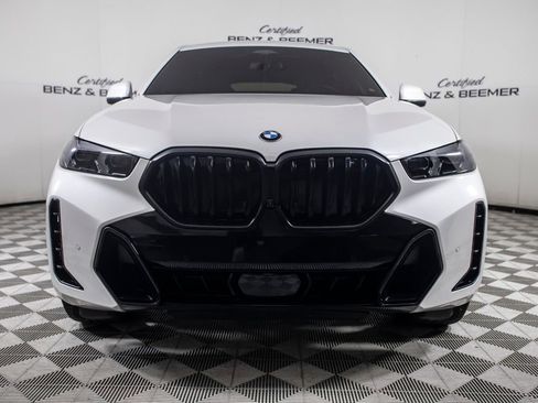 Used 2025 BMW X6 xDrive40i w/ Climate Comfort Package image 7