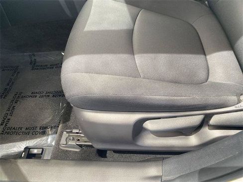 Certified 2021 Toyota Corolla LE FWD image 14
