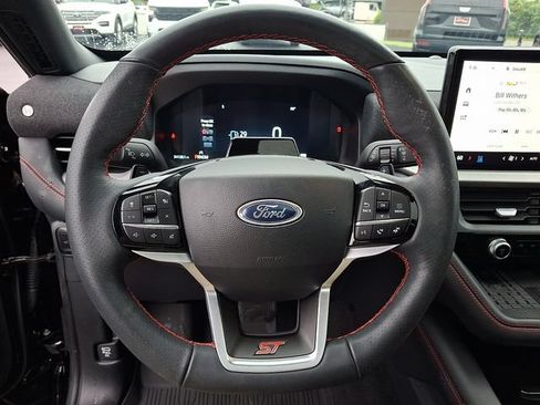 Used 2025 Ford Explorer ST AWD/4WD image 17