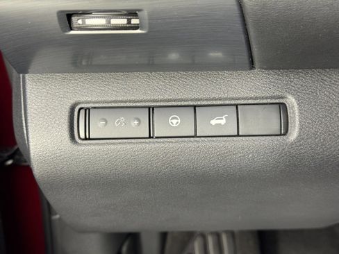 Used 2022 Nissan Pathfinder SL w/ SL Premium Package image 16